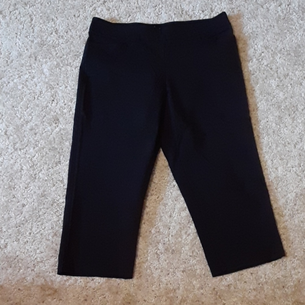 Pull on capris